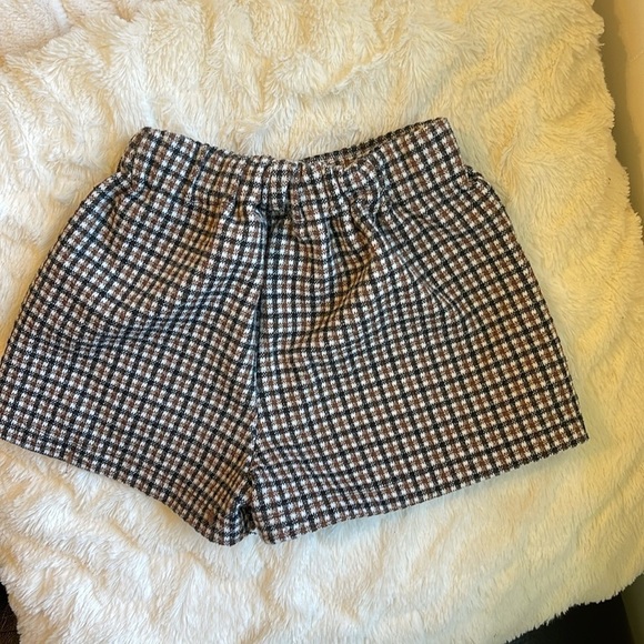 Zara kids size 2-3 years skirt in plaid print black, brown, white mix - Picture 2 of 7